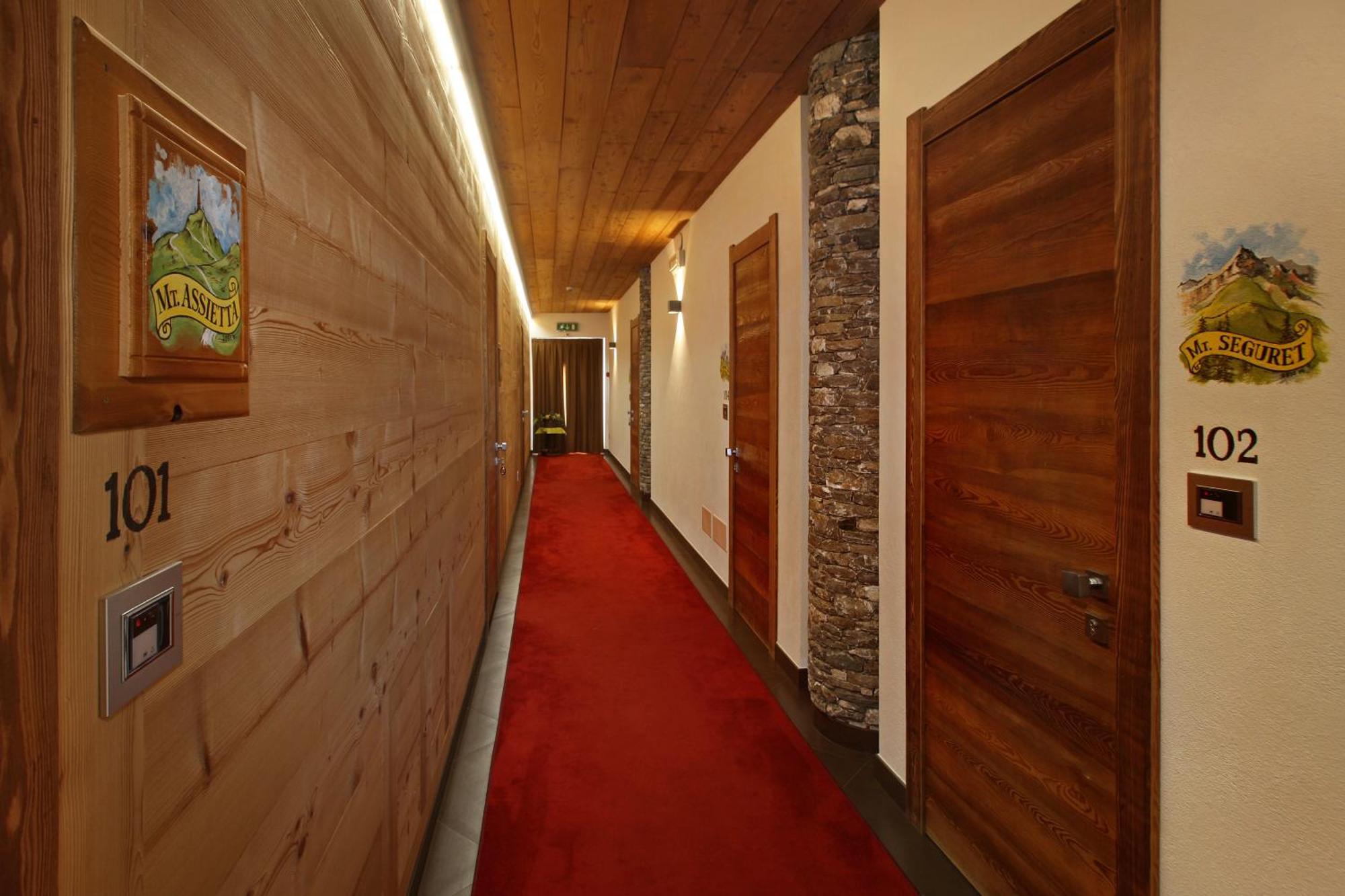 Chalet Allemand Sauze D'Oulx Exterior photo